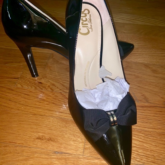 Sam Edelman pointed toe black pumps - Picture 1 of 8